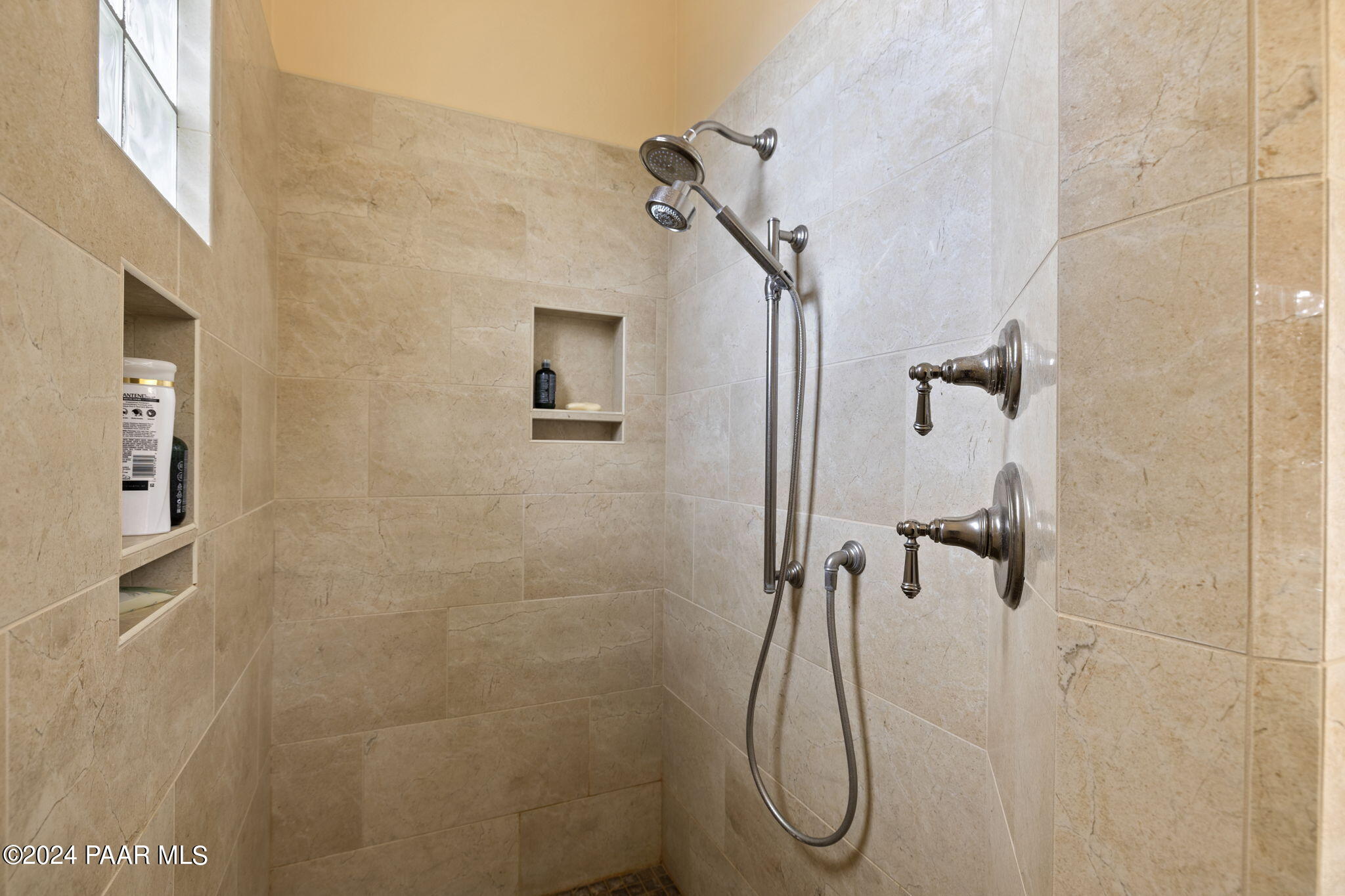 2147 West Post Oak Drive Prescott, AZ 86305 - Photo 30 of 59 a bathroom that has a shower