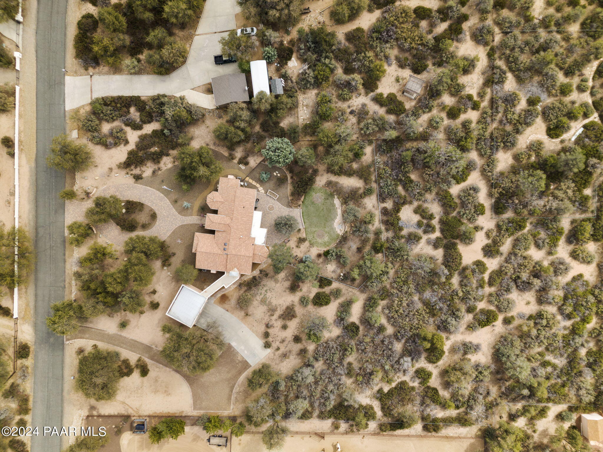 2147 West Post Oak Drive Prescott, AZ 86305 - Photo 50 of 59 a bathroom with a shower