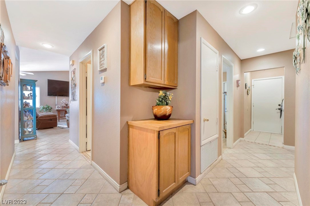 2332 Valleywood Road Henderson, NV 89014 - Photo 14 of 37