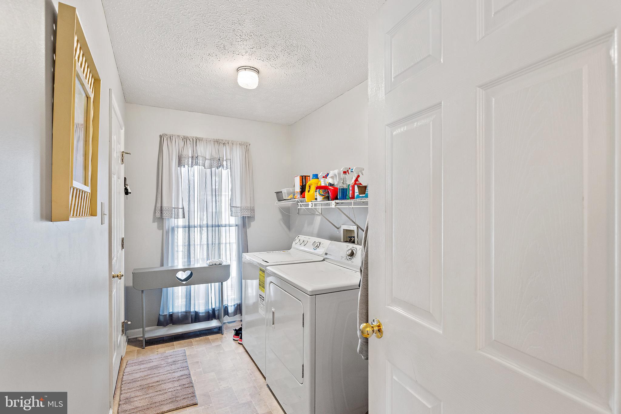 293 Huntersridge Road Winchester, VA 22602 - Photo 23 of 55 Main Level Laundry Room
