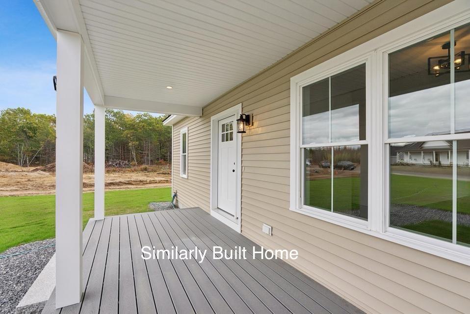 7 Ridge Terrace North Berwick, ME 03906 - Photo 11 of 30 Front Entrance