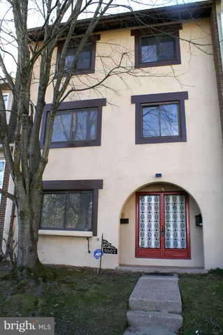 $2,990 | 9507 Barcellona Court, Fairfax, VA 22031