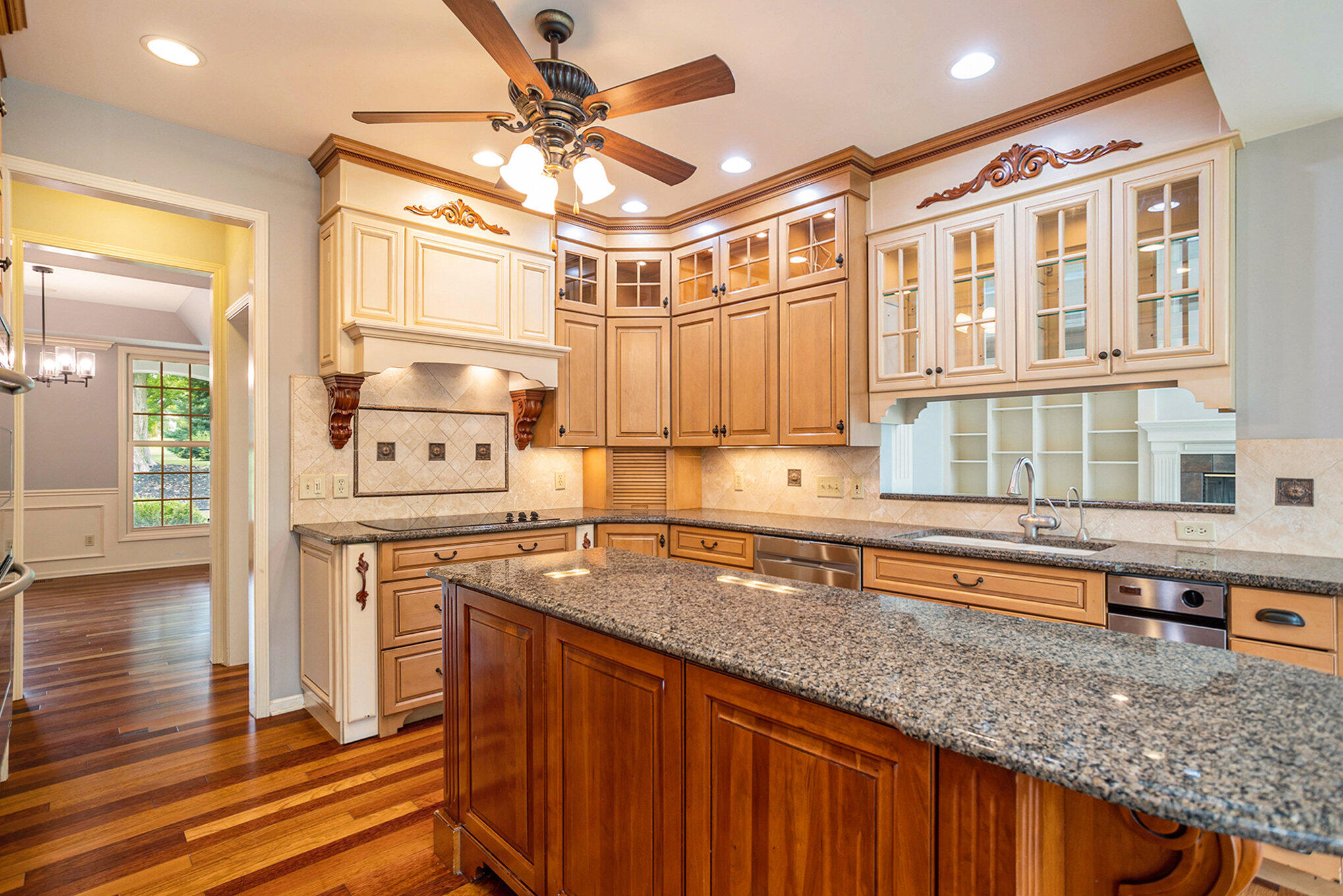 22601 Saddle Ridge Lane Battle Creek, MI 49017 - Photo 16 of 50 016_22601_saddle_ridge_ln_battle_creek_m