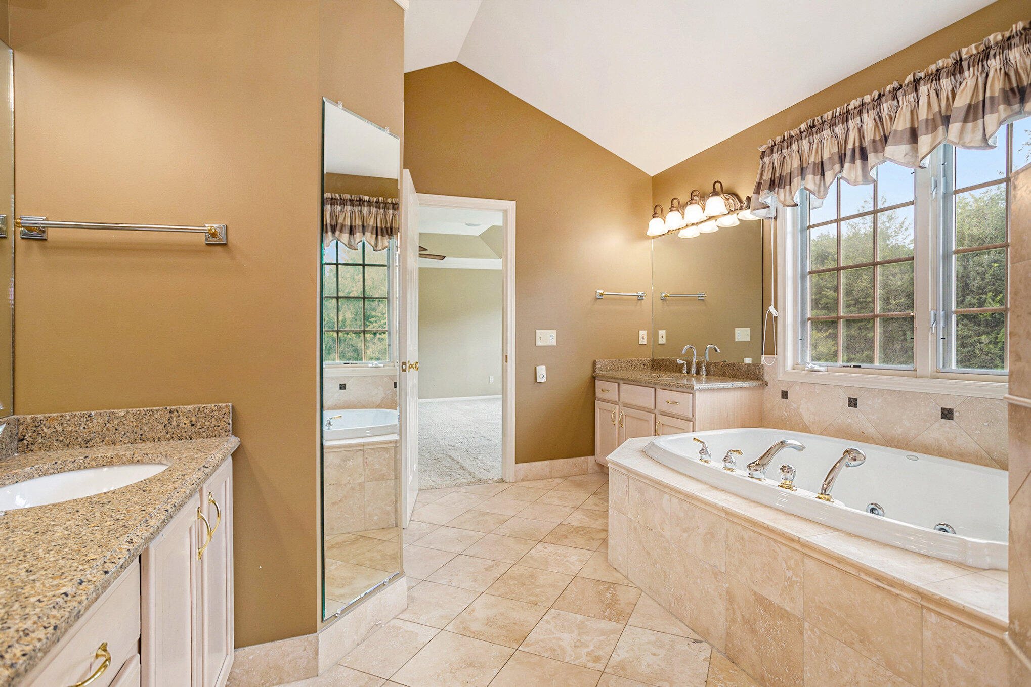22601 Saddle Ridge Lane Battle Creek, MI 49017 - Photo 24 of 50 024_22601_saddle_ridge_ln_battle_creek_m