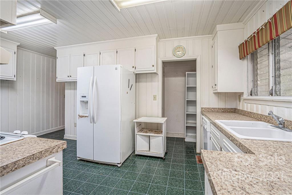409 State Road Cheraw, SC 29520 - Photo 15 of 32 Gallery Image 15