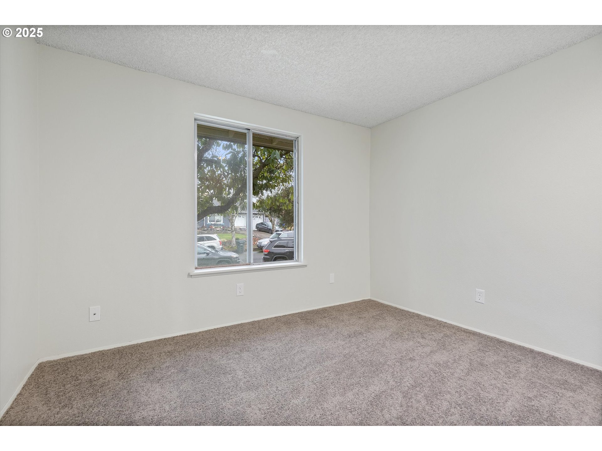 3210 Northeast 2nd Court Gresham, OR 97030 - Photo 14 of 28