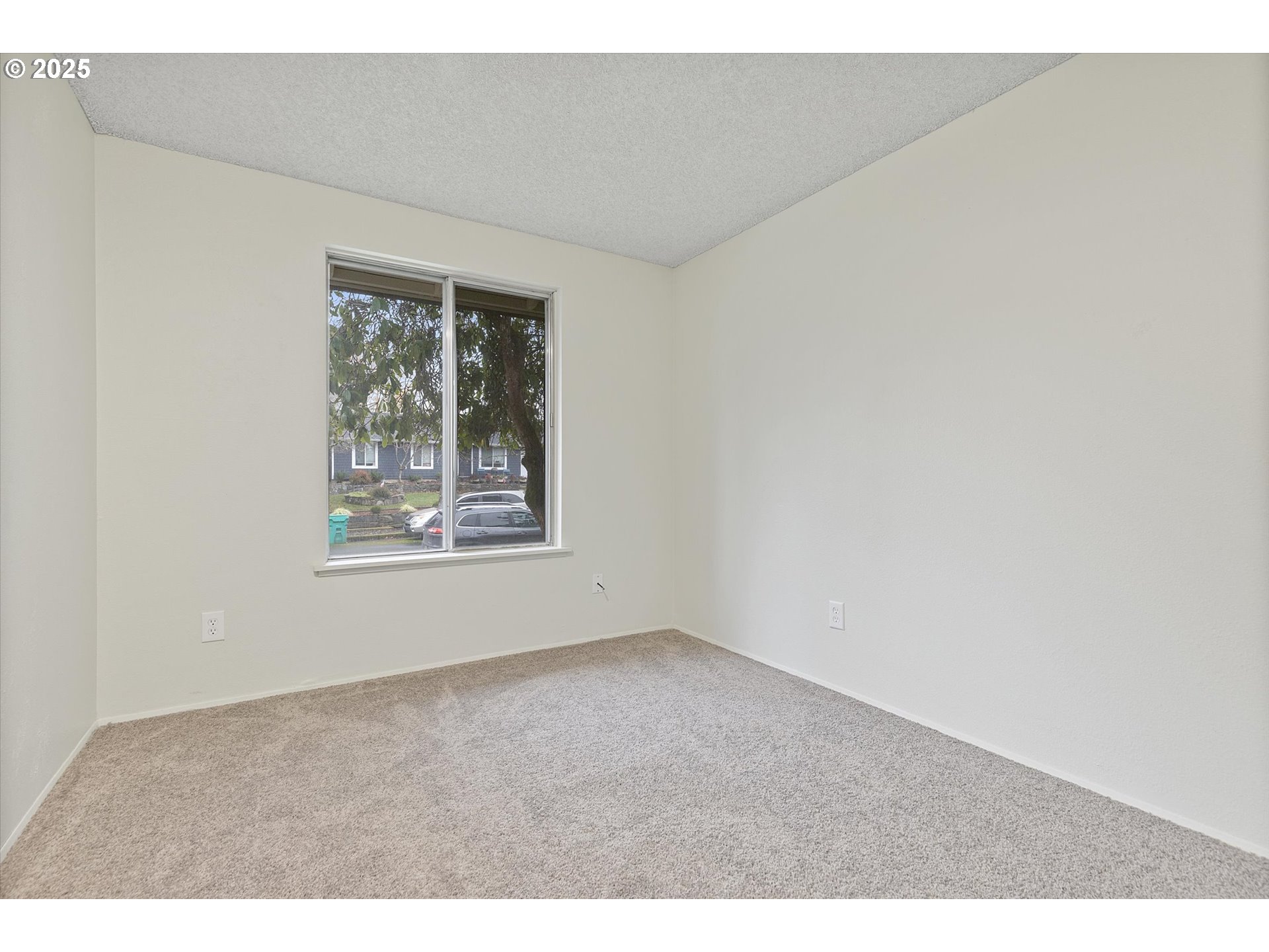 3210 Northeast 2nd Court Gresham, OR 97030 - Photo 18 of 28