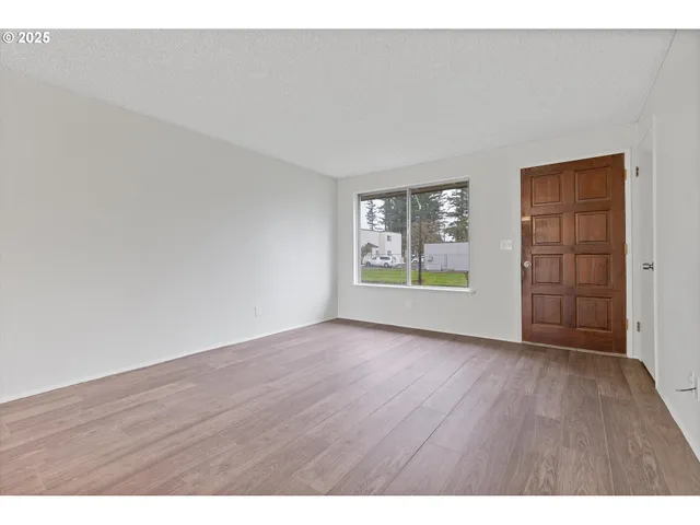 $370,000 | 3210 Northeast 2nd Court, Gresham, OR 97030