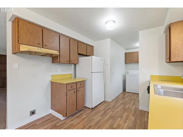 $370,000 | 3210 Northeast 2nd Court, Gresham, OR 97030