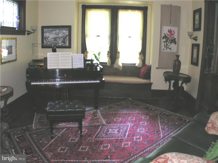 239 Chestnut Street Haddonfield, NJ 08033 - Photo 3 of 15 Gallery Image 3