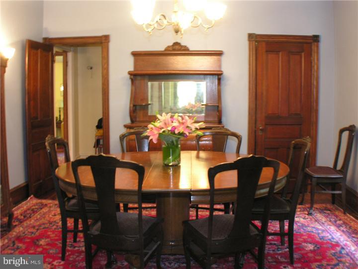 239 Chestnut Street Haddonfield, NJ 08033 - Photo 5 of 15 Gallery Image 5