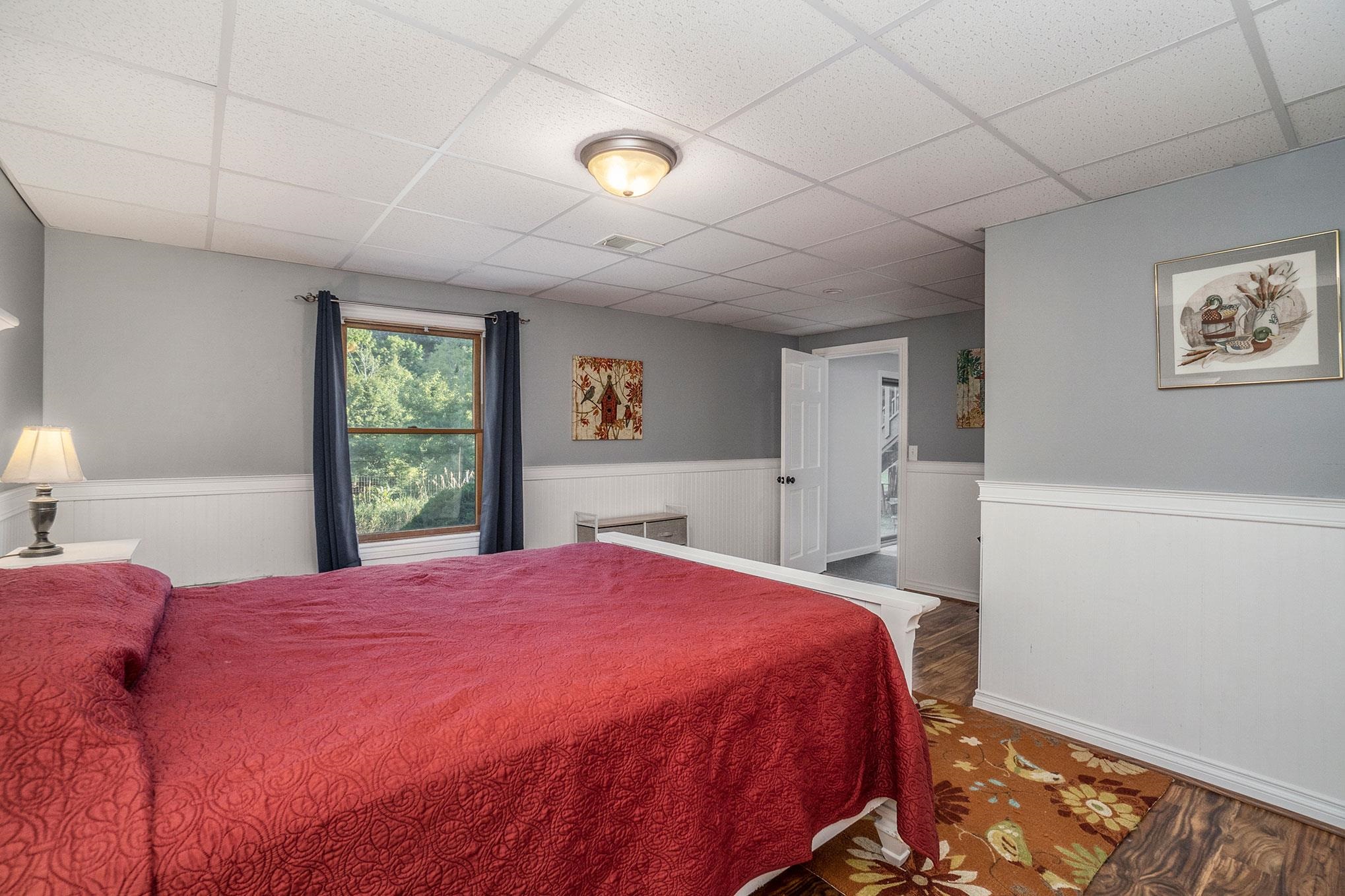 3868 Smokey Ridge Road Traverse City, MI 49686 - Photo 16 of 22 1904191-15.JPG