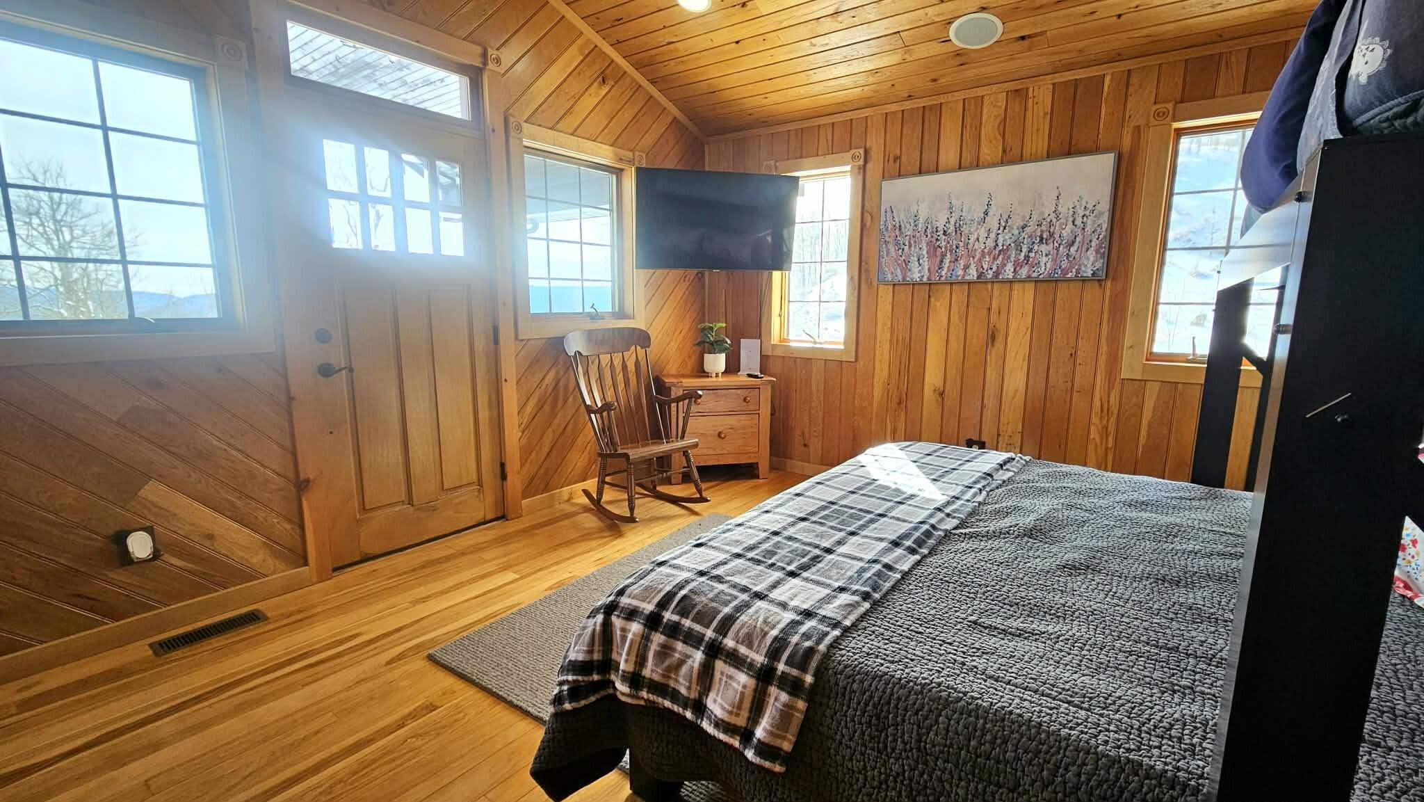 684 Headwaters Road Slatyfork, WV 26291 - Photo 44 of 69 Direct access to 3rd floor deck;