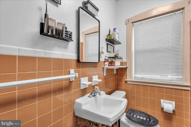 $250,000 | 304 East Linden Avenue, Lindenwold, NJ 08021