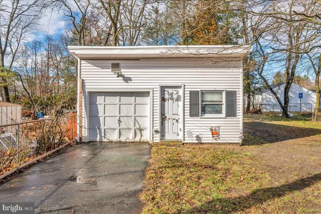 $250,000 | 304 East Linden Avenue, Lindenwold, NJ 08021