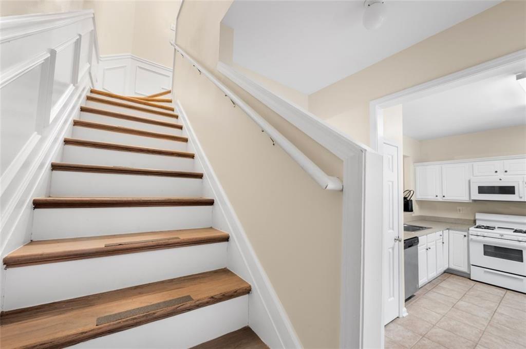 3944 Howell Park Road Duluth, GA 30096 - Photo 21 of 34