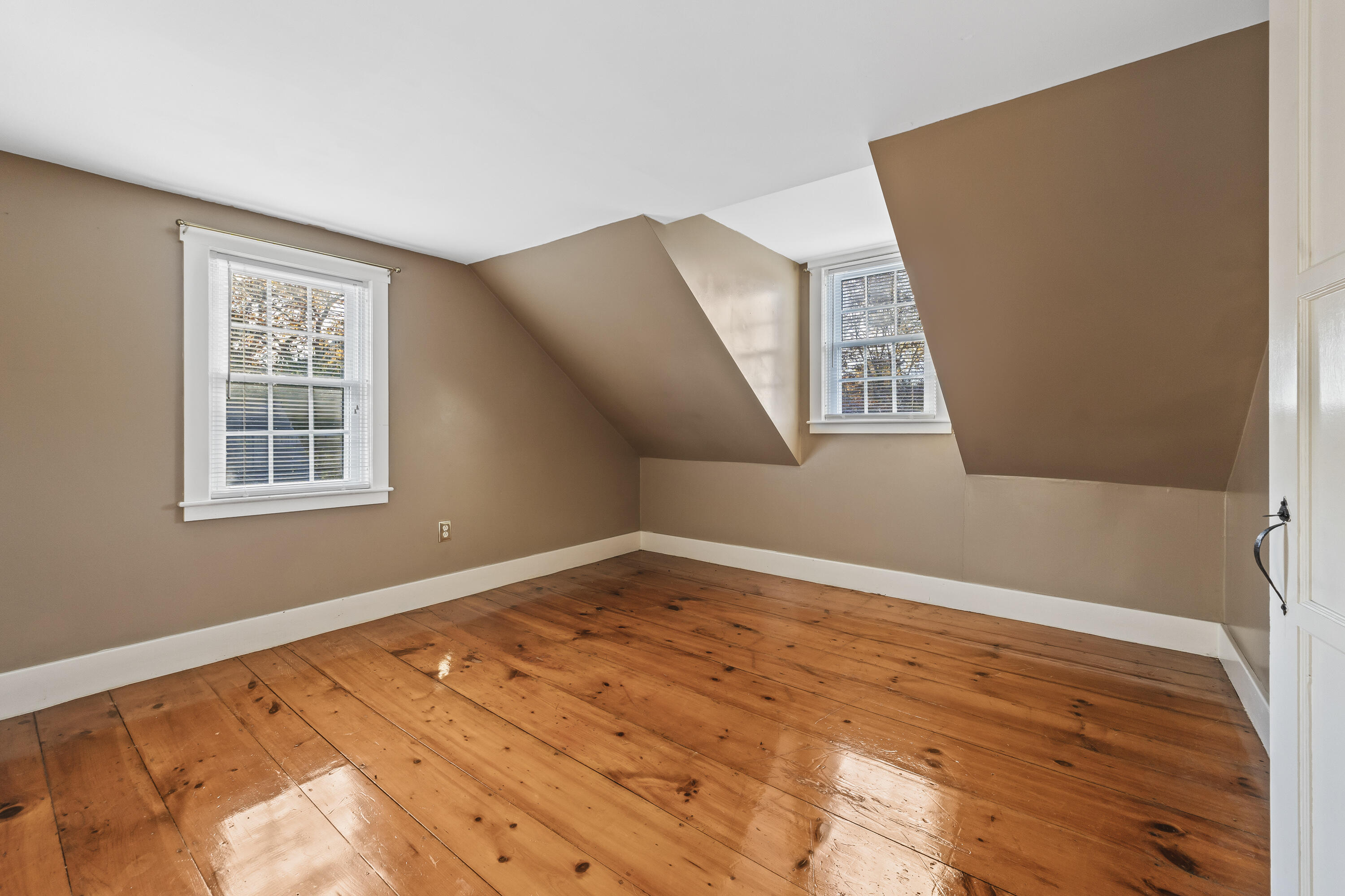214 Main Road Westport Island, ME 04578 - Photo 35 of 61 34-bedroom 3