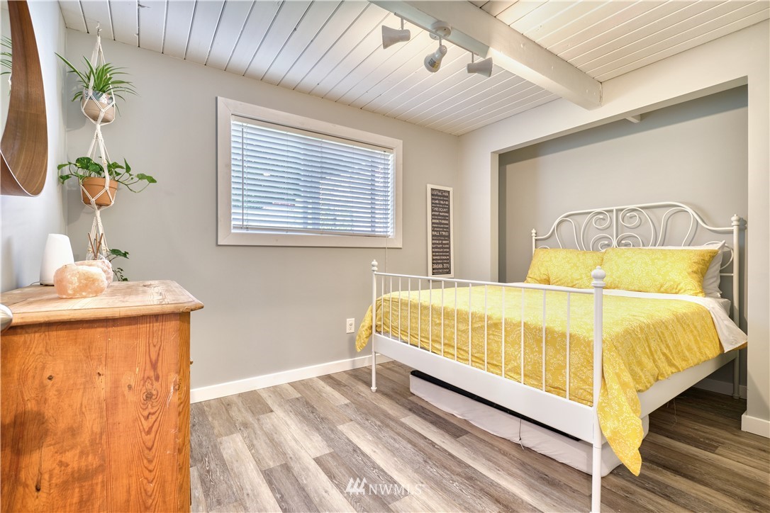 1888 Cliff Road Point Roberts, WA 98281 - Photo 13 of 24