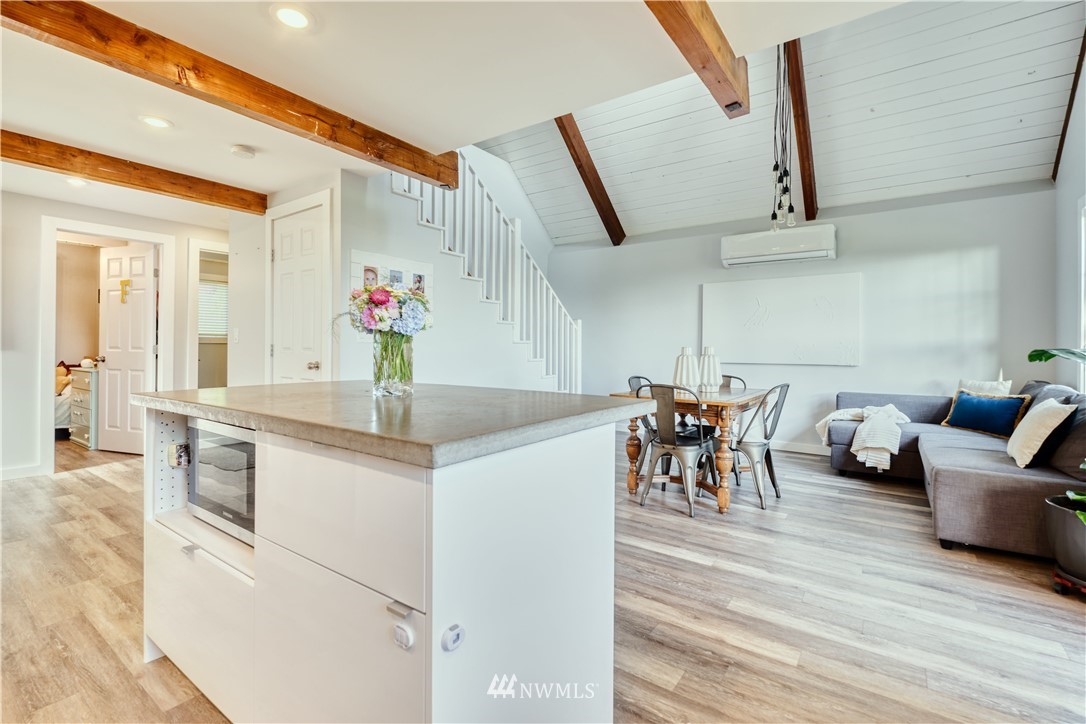 1888 Cliff Road Point Roberts, WA 98281 - Photo 7 of 24