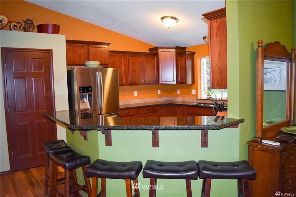 14 Strawberry Hill Road Elma, WA 98541 - Photo 3 of 20 Gallery Image 3
