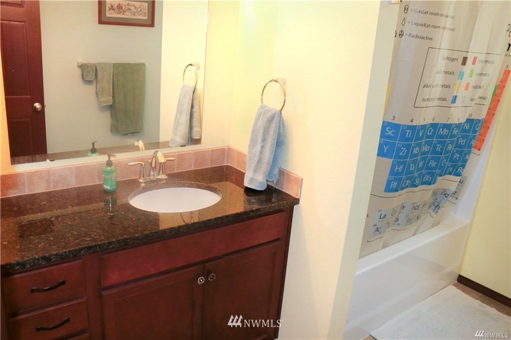 14 Strawberry Hill Road Elma, WA 98541 - Photo 9 of 20 Gallery Image 9