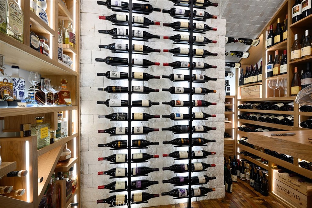 519 Signal Road Newport Beach, CA 92663 - Photo 12 of 40