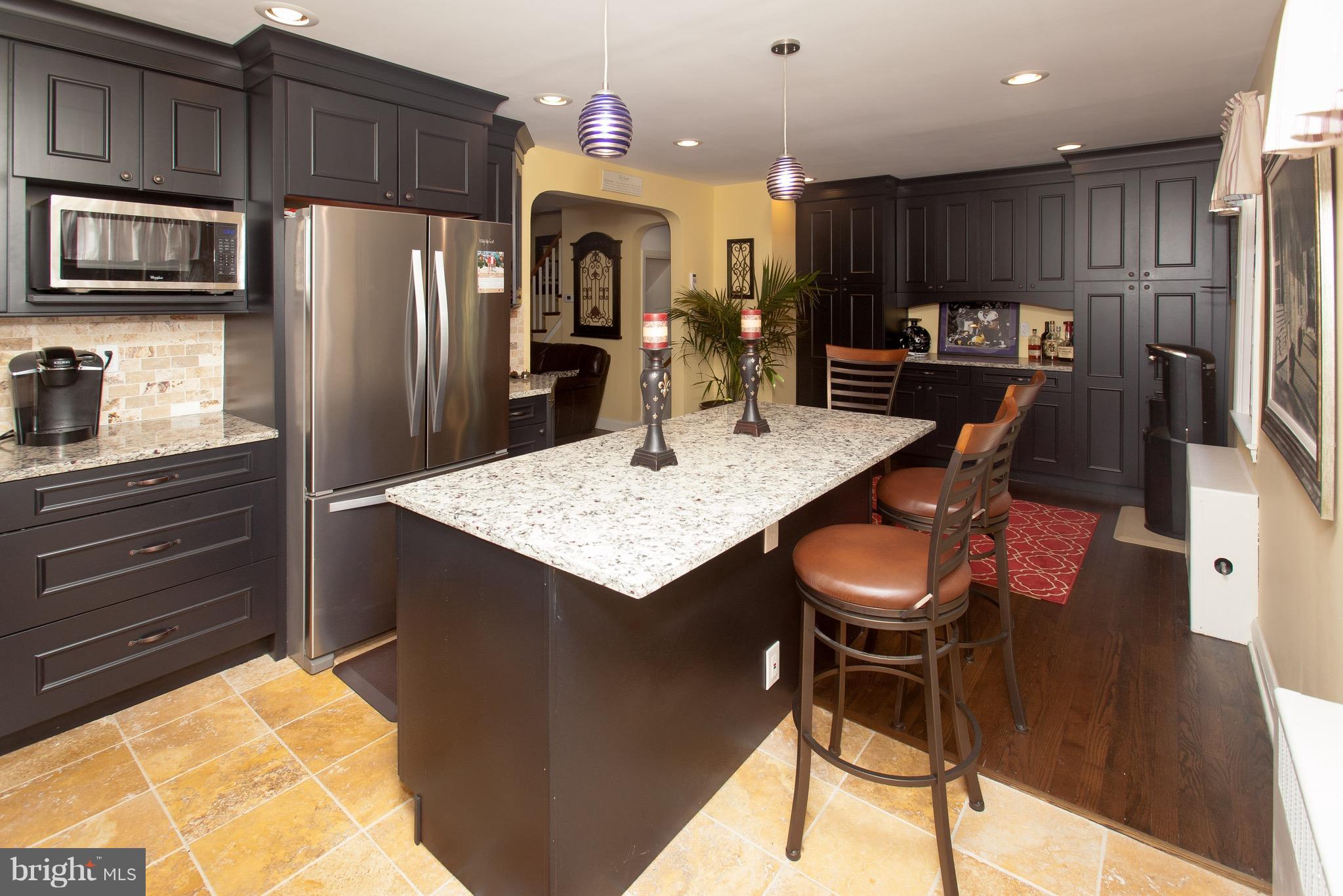 308 Gralan Road Baltimore, MD 21228 - Photo 4 of 27 Kitchen