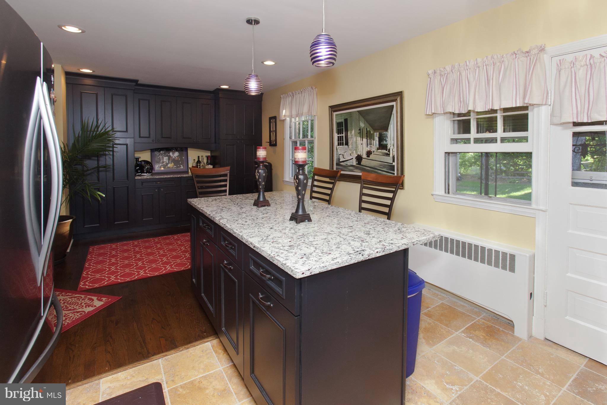 308 Gralan Road Baltimore, MD 21228 - Photo 6 of 27 Kitchen