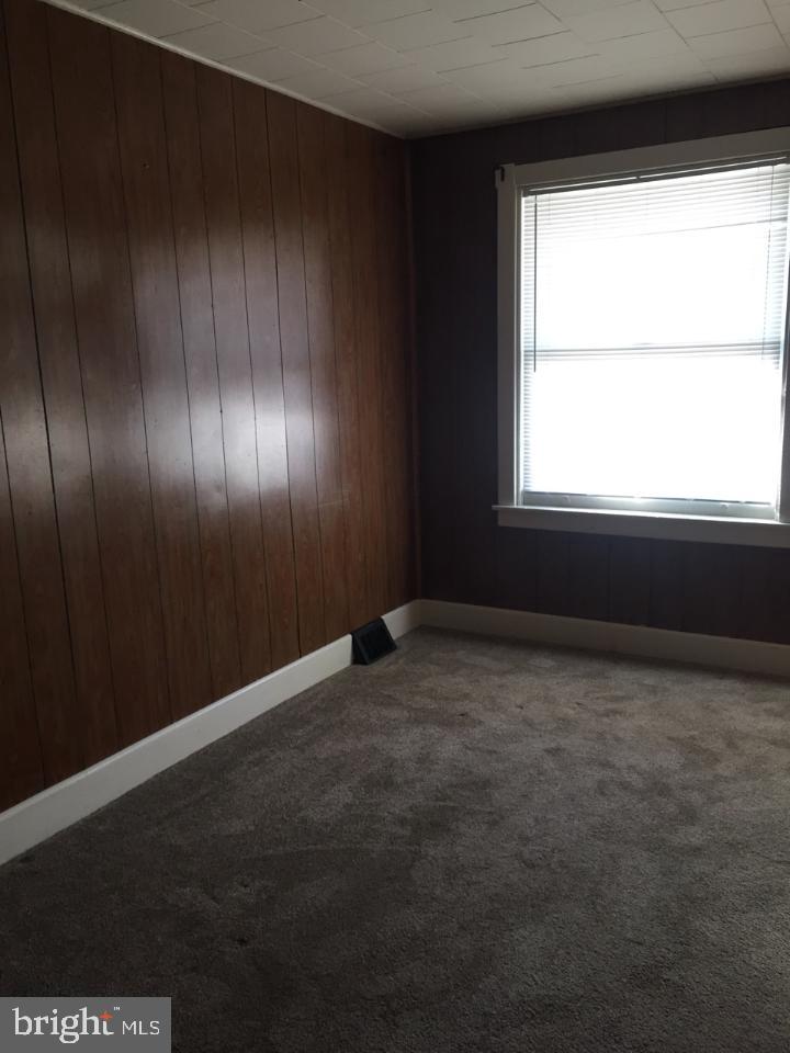 361 Hazel Street Reading, PA 19611 - Photo 5 of 25 Gallery Image 5