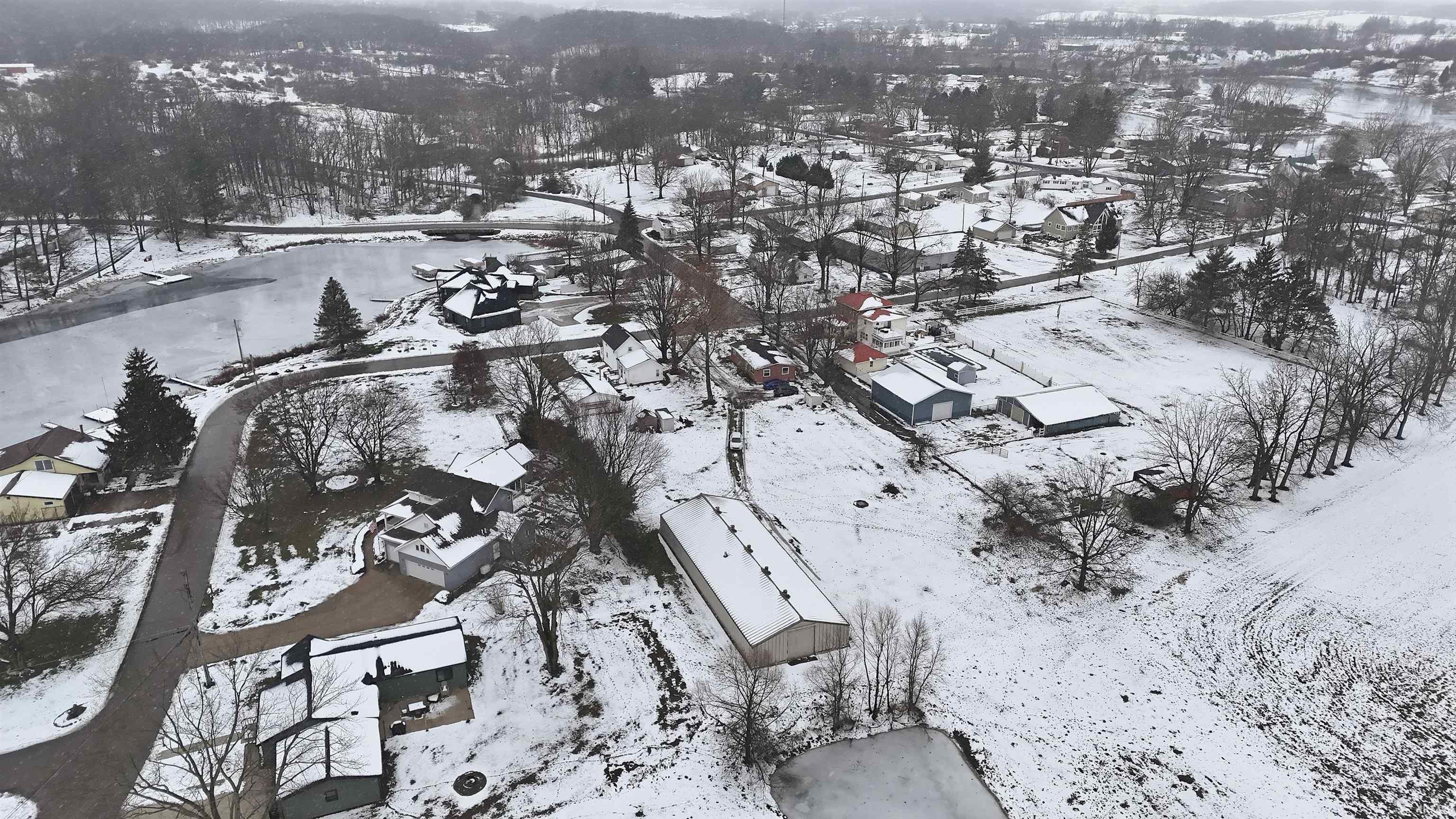 744 West N Lake Fremont, IN 46737 - Photo 11 of 25