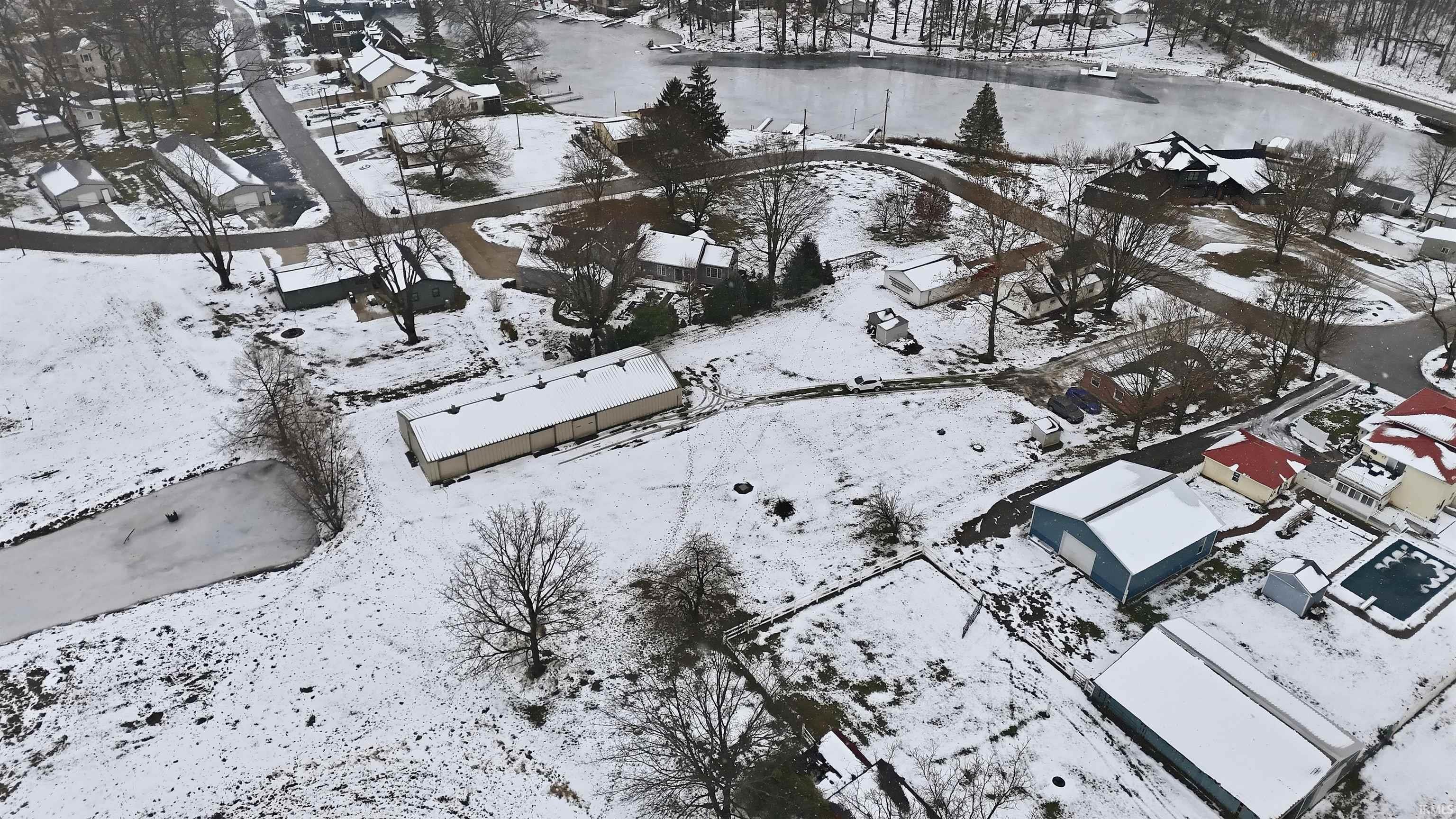 744 West N Lake Fremont, IN 46737 - Photo 9 of 25