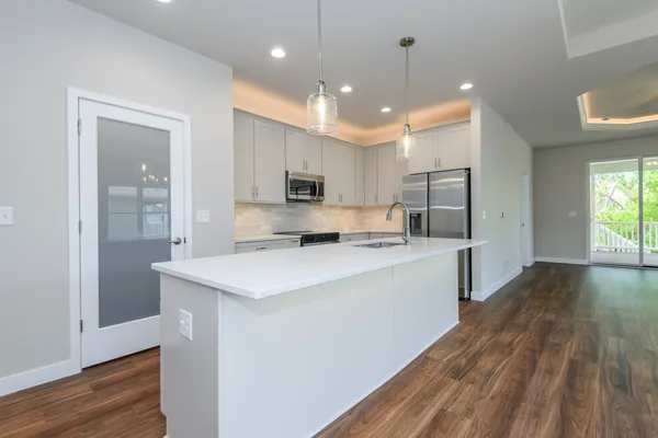 $529,900 | 7015 Stonewood Lane, Lannon, WI 53046
