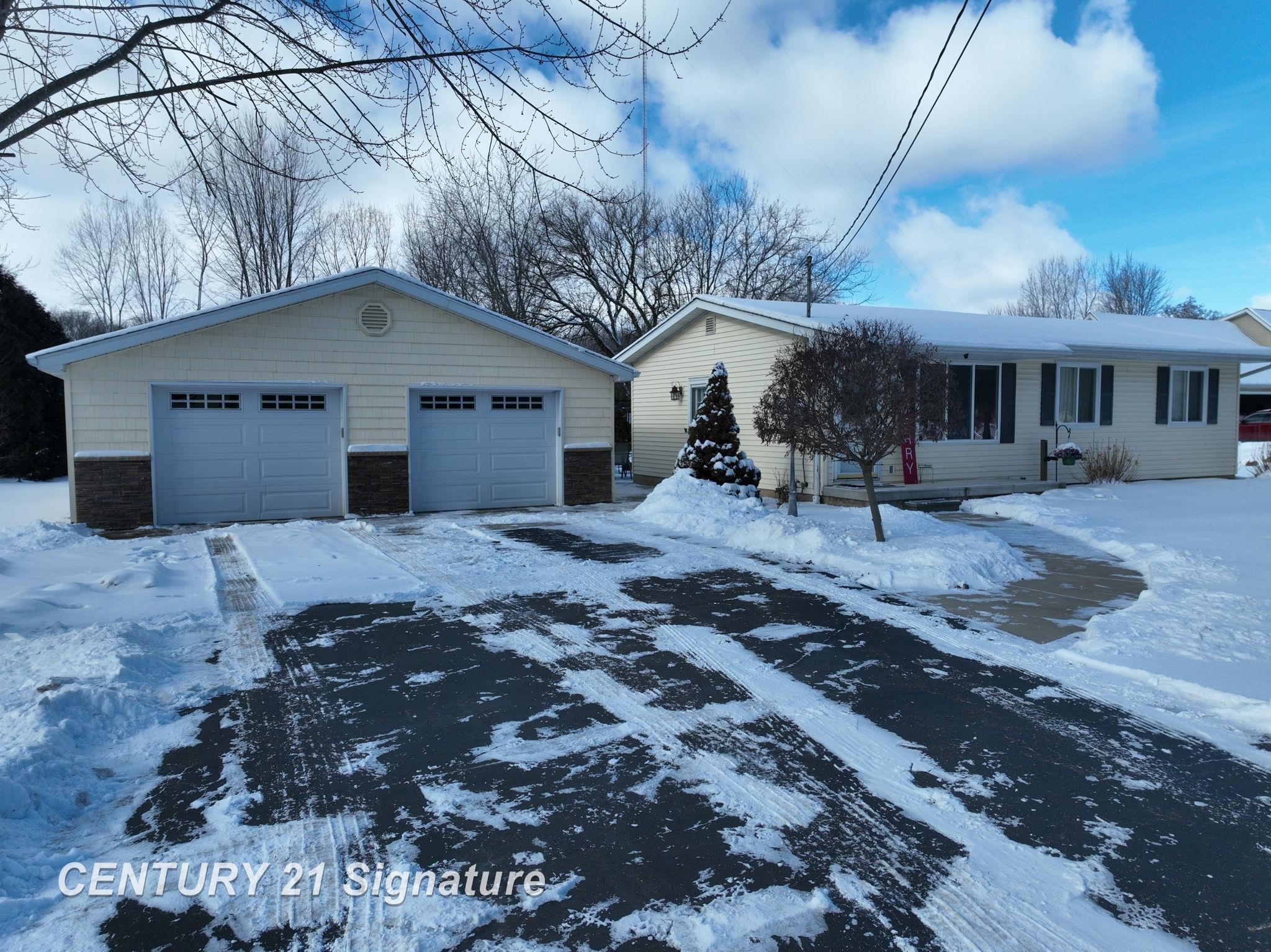 14271 Neff Road Clio, MI 48420 - Photo 1 of 39