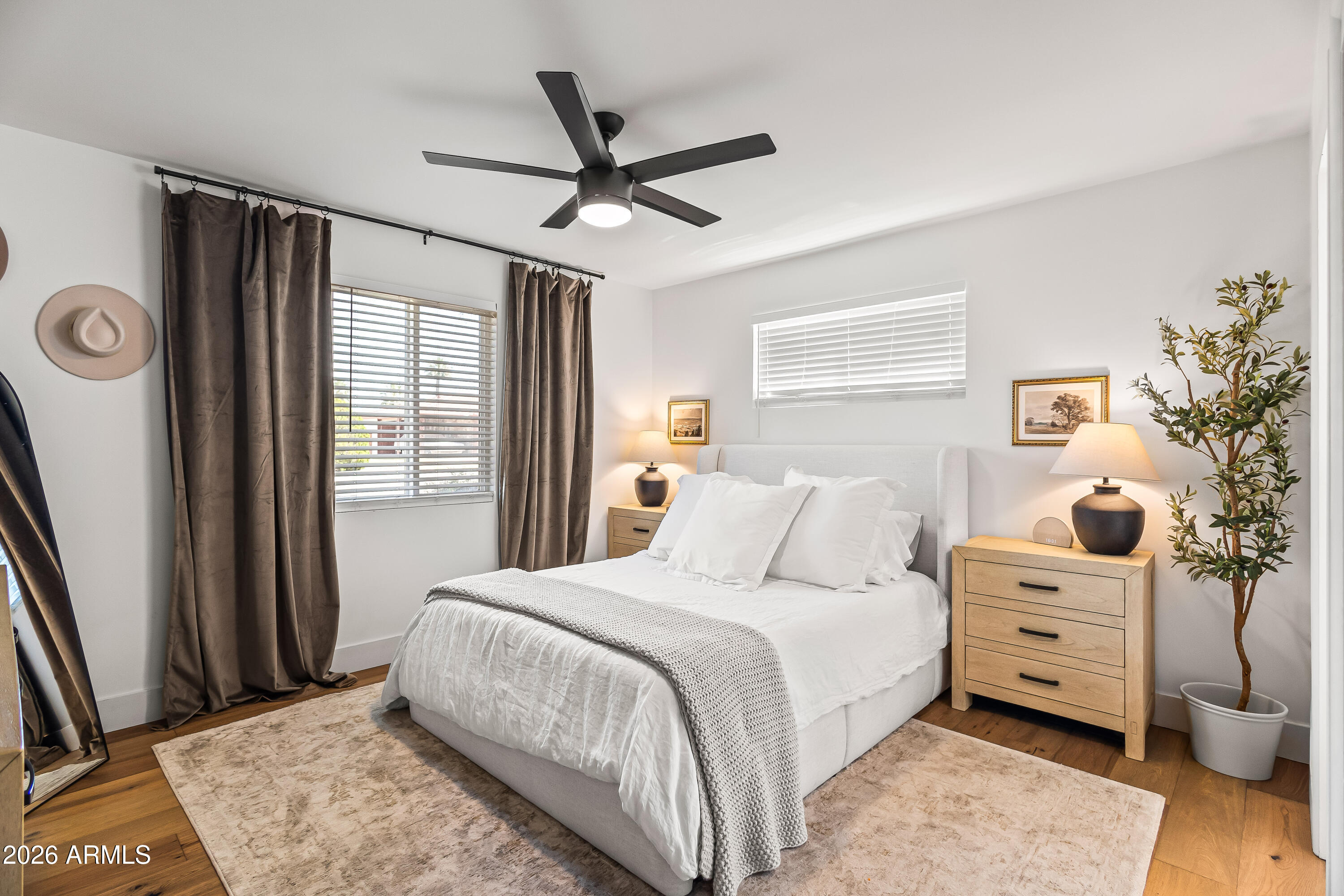 901 East Berridge Lane Phoenix, AZ 85014 - Photo 13 of 24