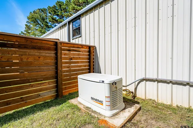 $1,100,000 | 3481 Loop 343, Rusk, TX 75785