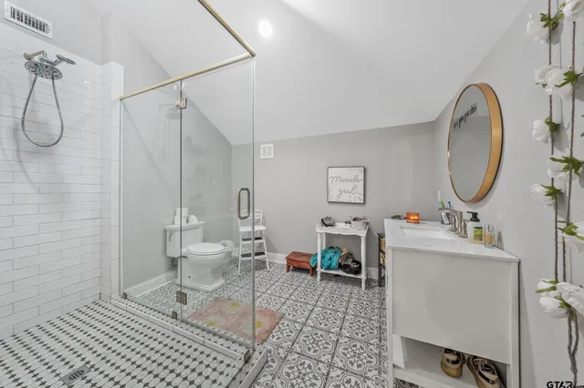 $1,100,000 | 3481 Loop 343, Rusk, TX 75785