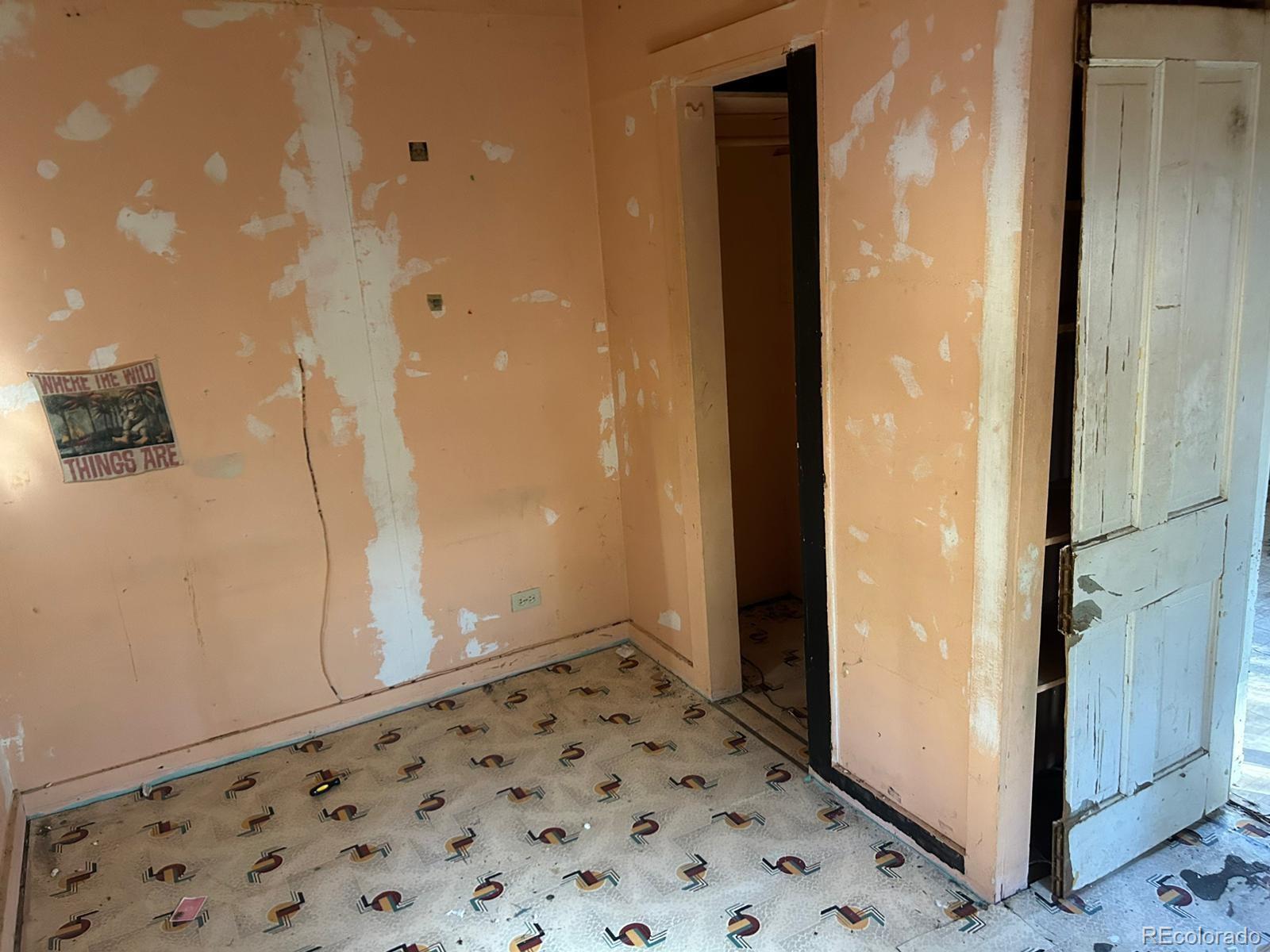 10881 Kitty Drive Conifer, CO 80433 - Photo 20 of 29 wooden floor in a gallery