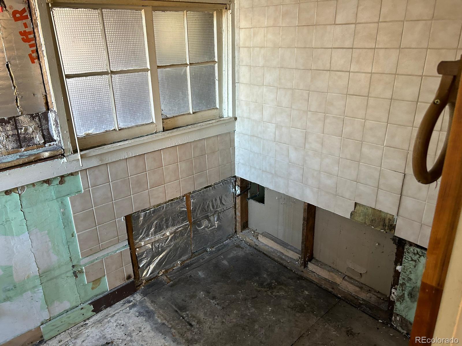 10881 Kitty Drive Conifer, CO 80433 - Photo 9 of 29 a view of a door