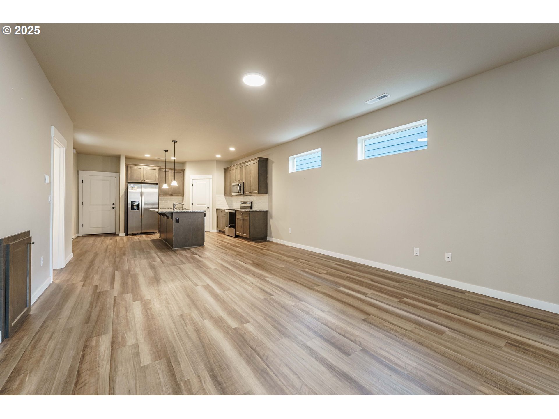 7135 South 13th Street Ridgefield, WA 98642 - Photo 11 of 40 a view of kitchen and utility room
