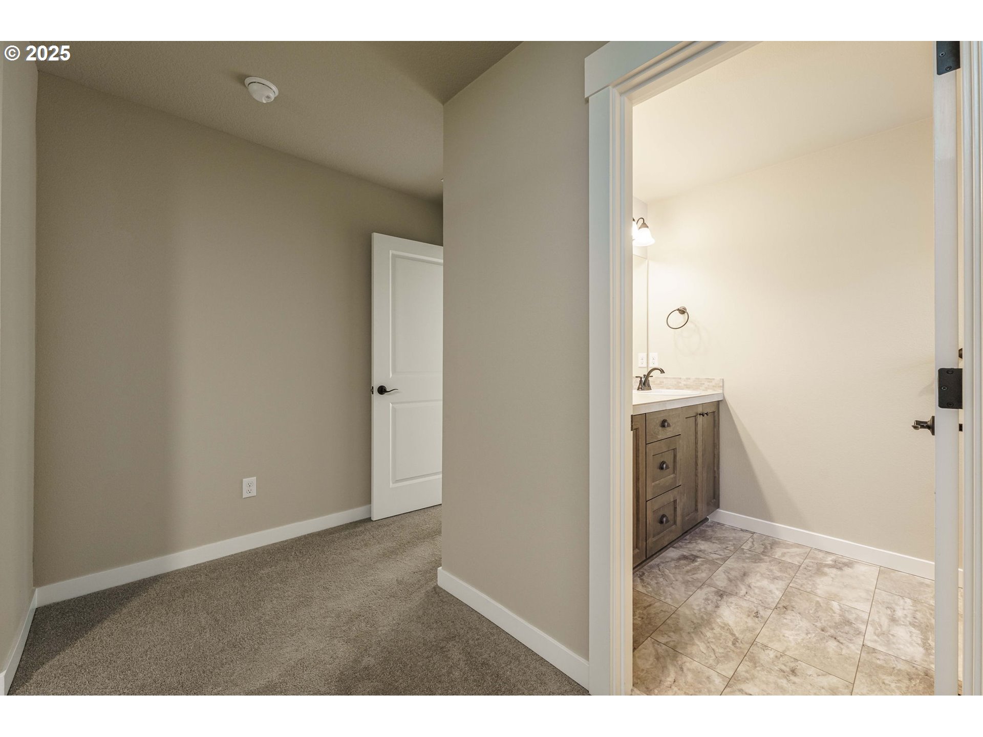 7135 South 13th Street Ridgefield, WA 98642 - Photo 24 of 40 a view of empty room