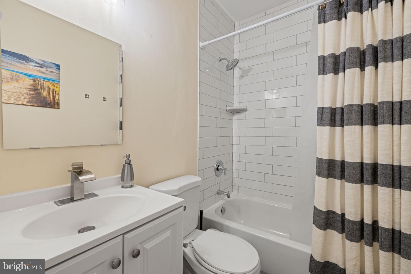 325 V Street Northeast, Unit 1 Washington, DC 20002 - Photo 10 of 19