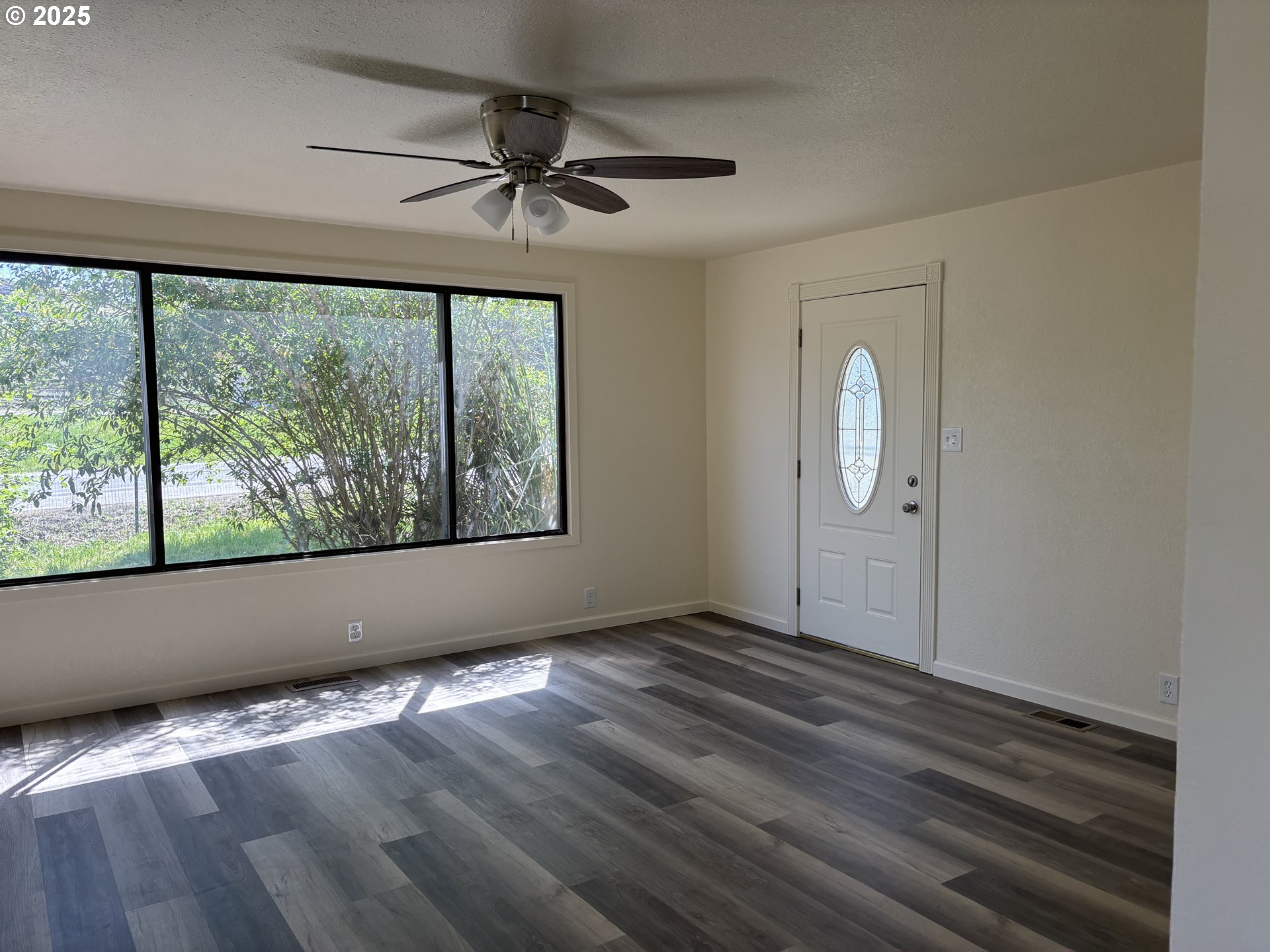 3604 Carnes Road Roseburg, OR 97471 - Photo 14 of 48 Gallery Image 14