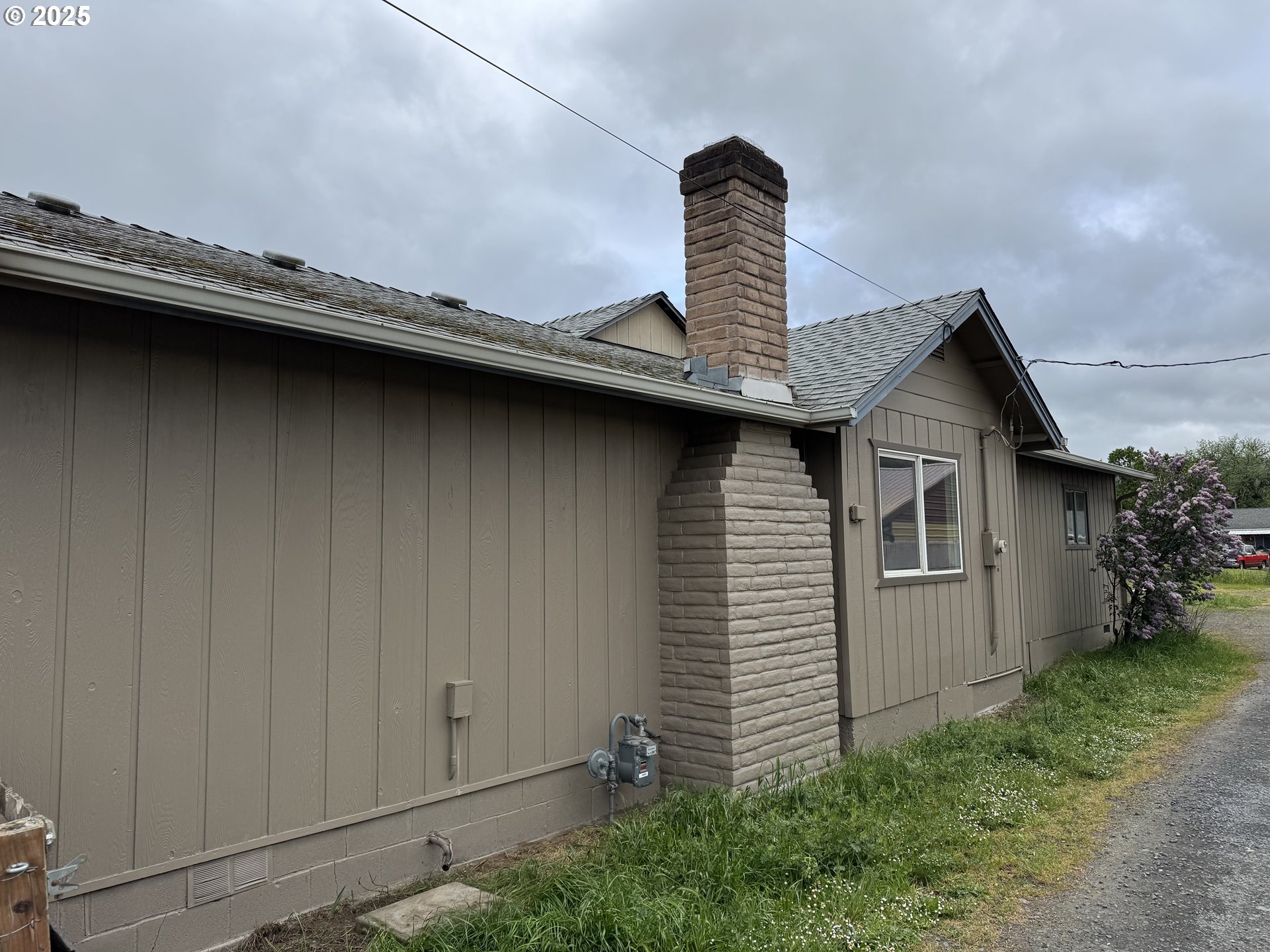 3604 Carnes Road Roseburg, OR 97471 - Photo 4 of 48 Gallery Image 4