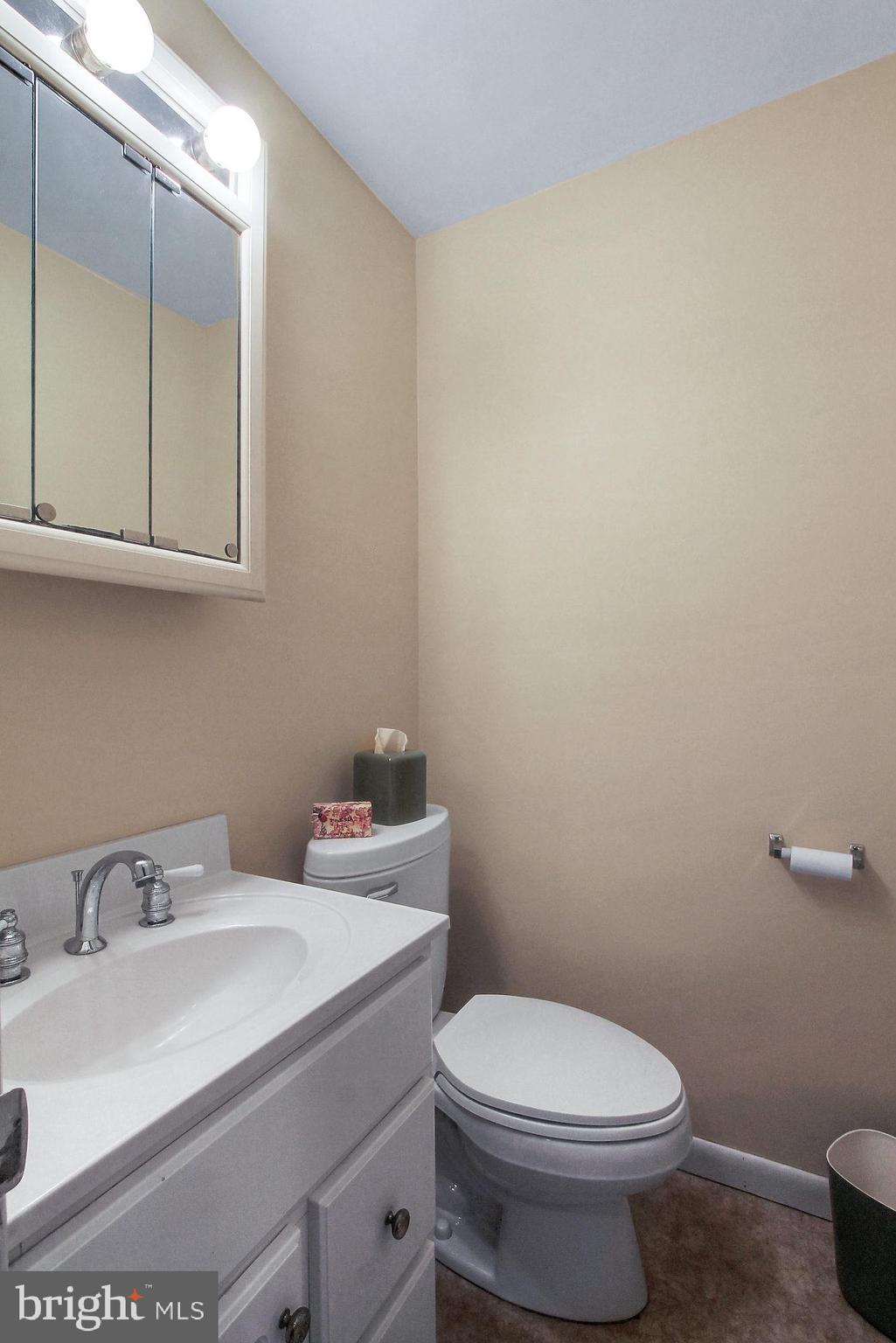 355 Barrett Road Emmaus, PA 18049 - Photo 11 of 29 Gallery Image 11
