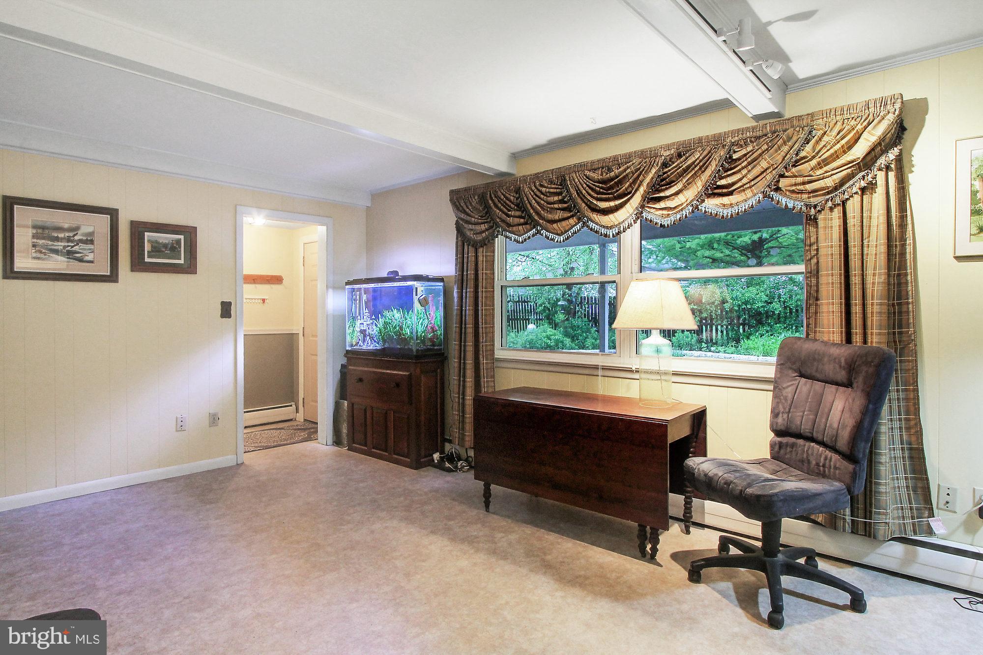 355 Barrett Road Emmaus, PA 18049 - Photo 13 of 29 Gallery Image 13