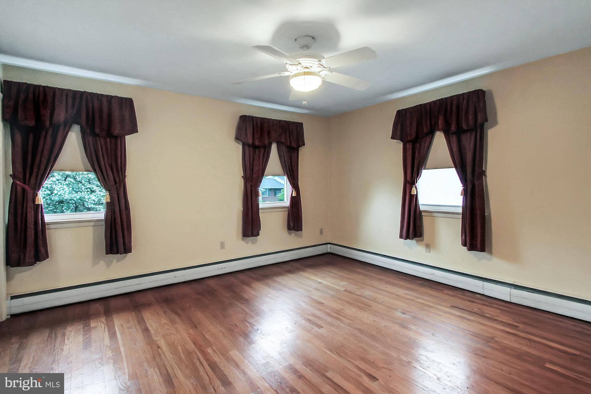 355 Barrett Road Emmaus, PA 18049 - Photo 22 of 29 Gallery Image 22