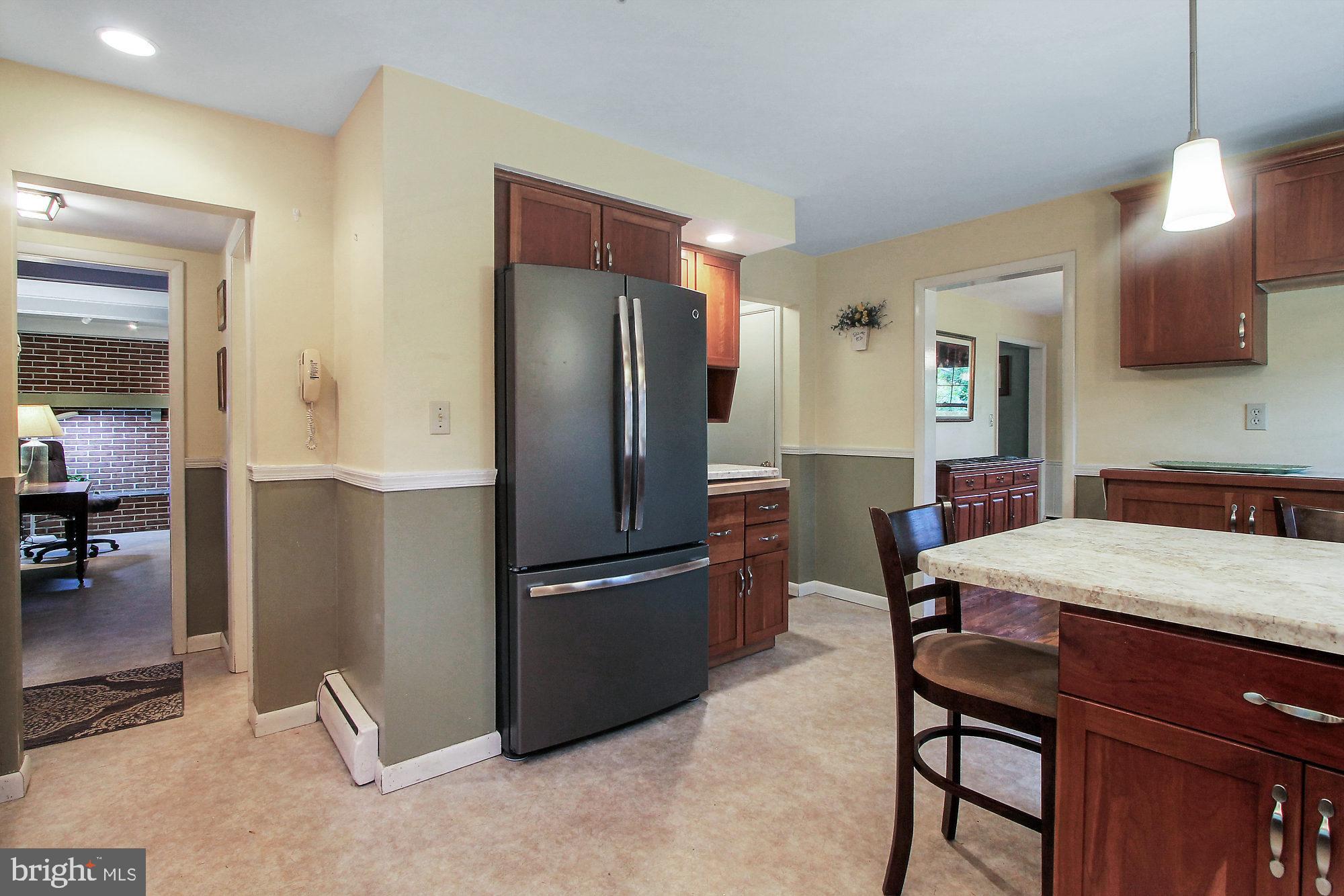 355 Barrett Road Emmaus, PA 18049 - Photo 10 of 29 Gallery Image 10