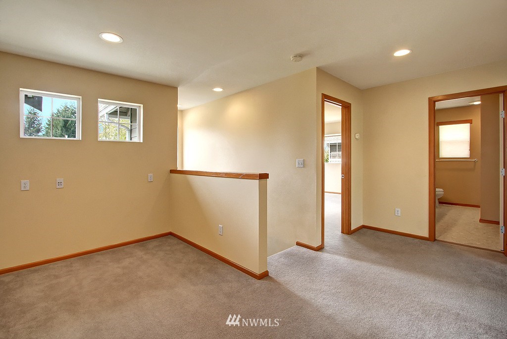 174 Nile Place Northeast Renton, WA 98059 - Photo 16 of 25 Gallery Image 16