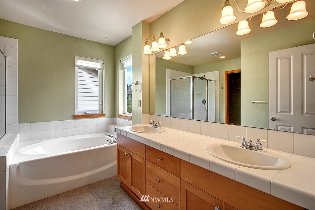 174 Nile Place Northeast Renton, WA 98059 - Photo 18 of 25 Gallery Image 18