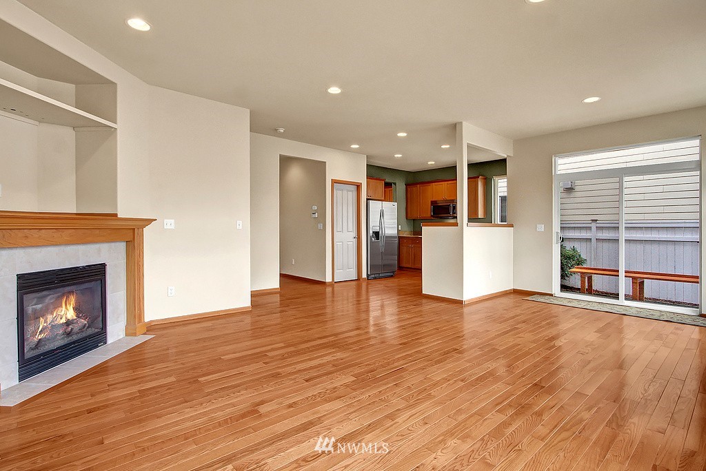 174 Nile Place Northeast Renton, WA 98059 - Photo 9 of 25 Gallery Image 9